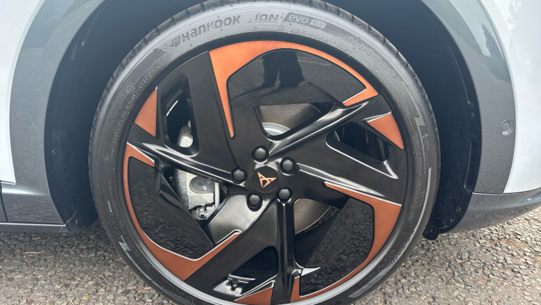 CUPRA Tavascan 210kW V2 77kWh 5dr Auto [Winter Pack] Electric Estate